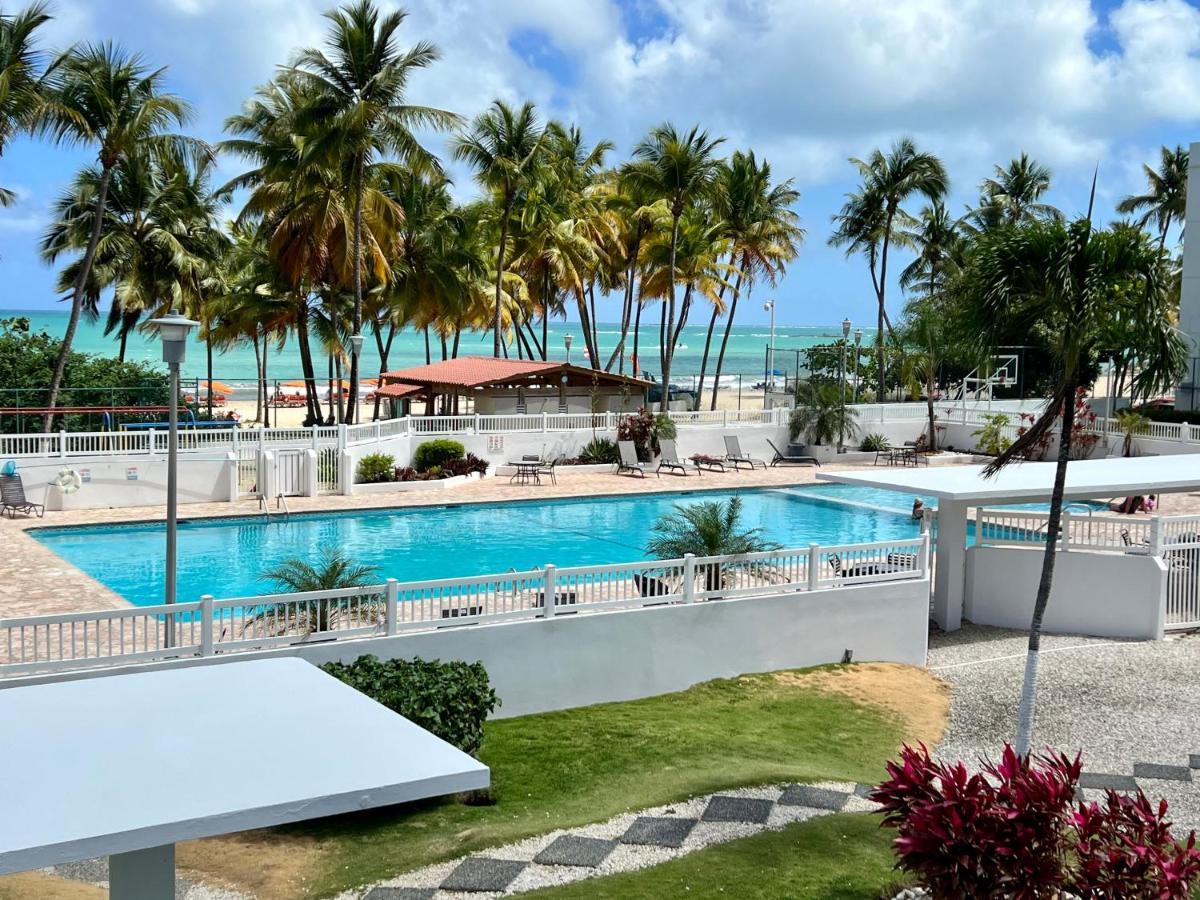 Beachfront Tropical Tantra Apartment San Juan Bagian luar foto