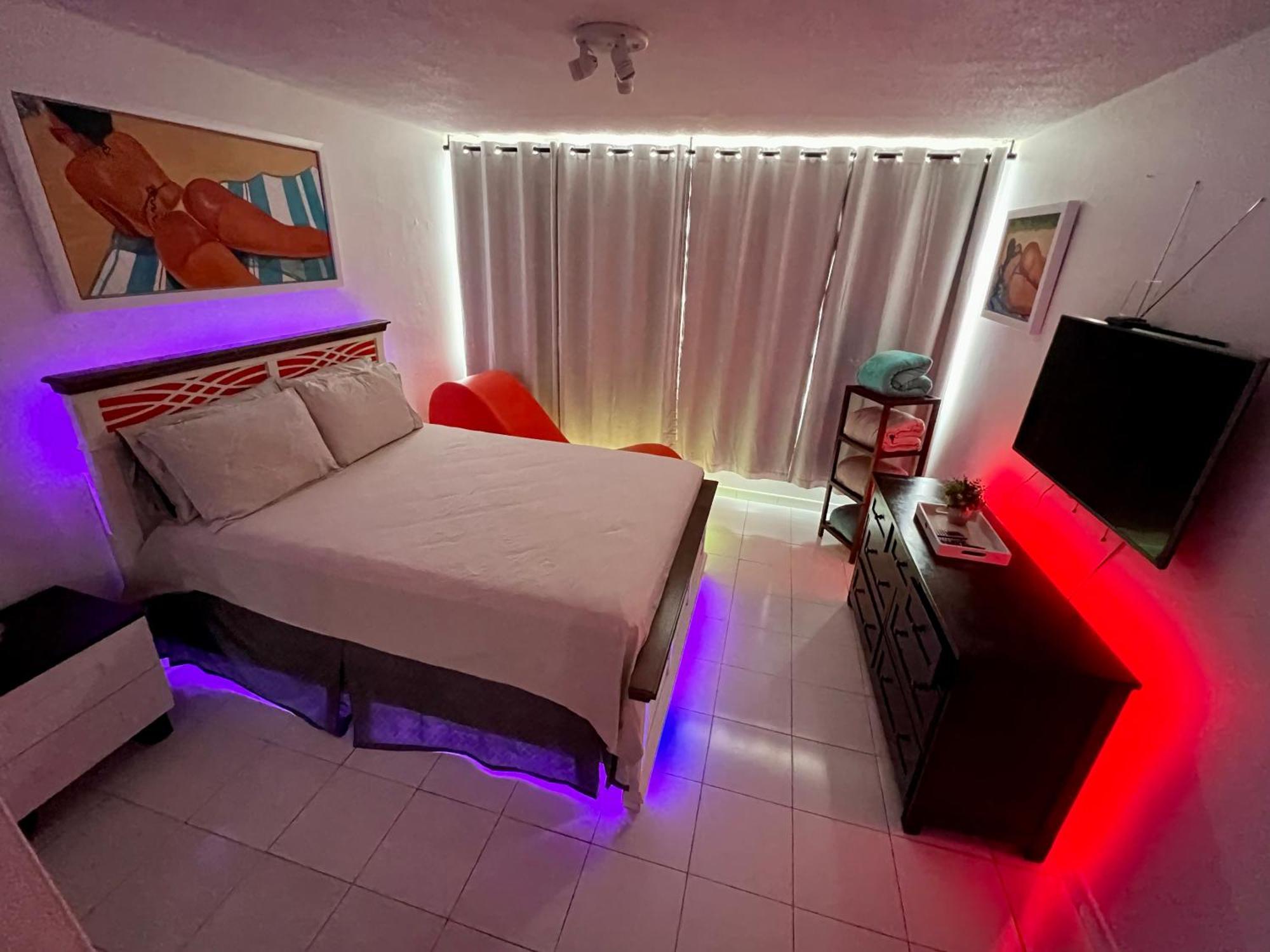 Beachfront Tropical Tantra Apartment San Juan Bagian luar foto
