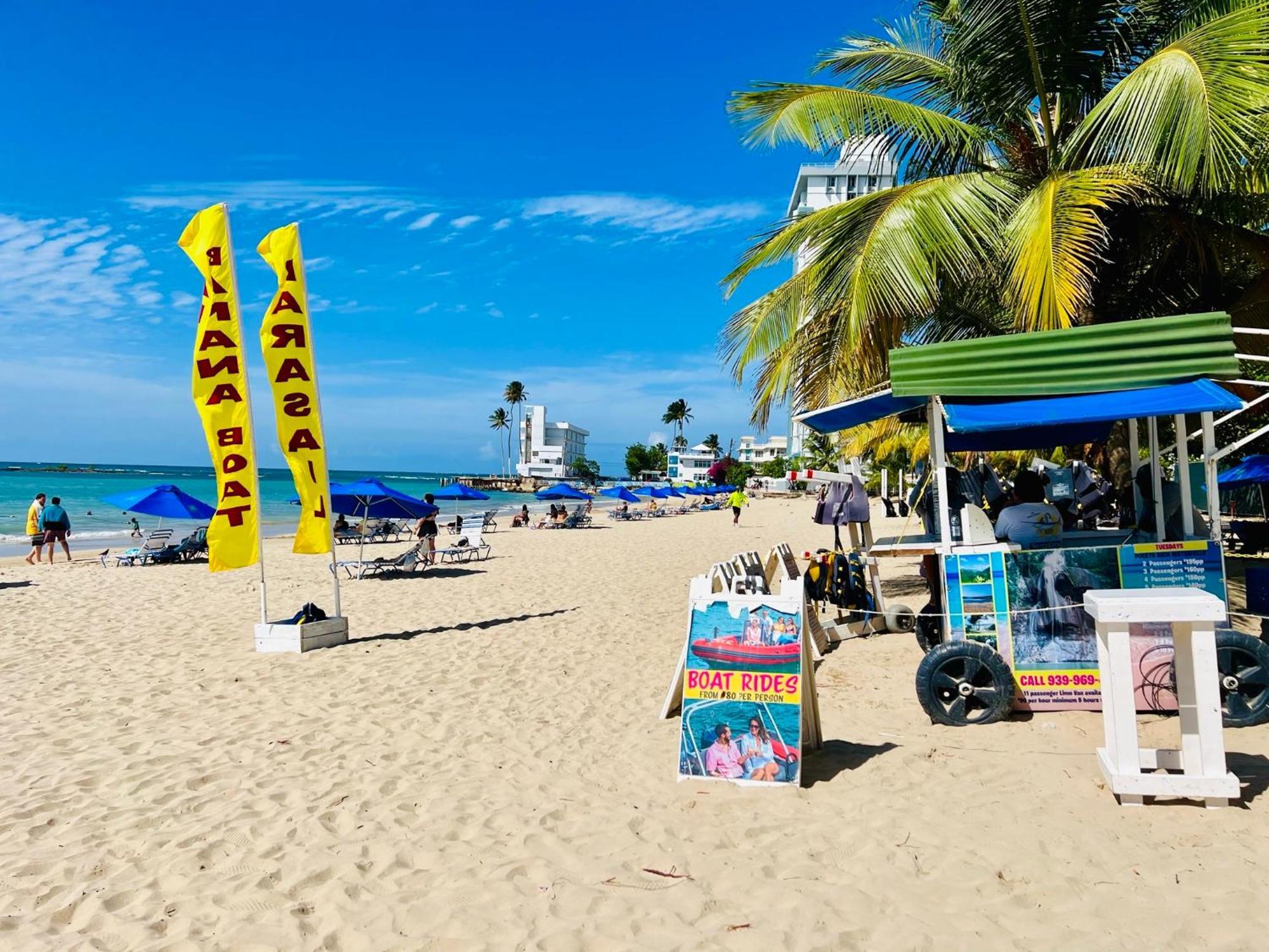 Beachfront Tropical Tantra Apartment San Juan Bagian luar foto