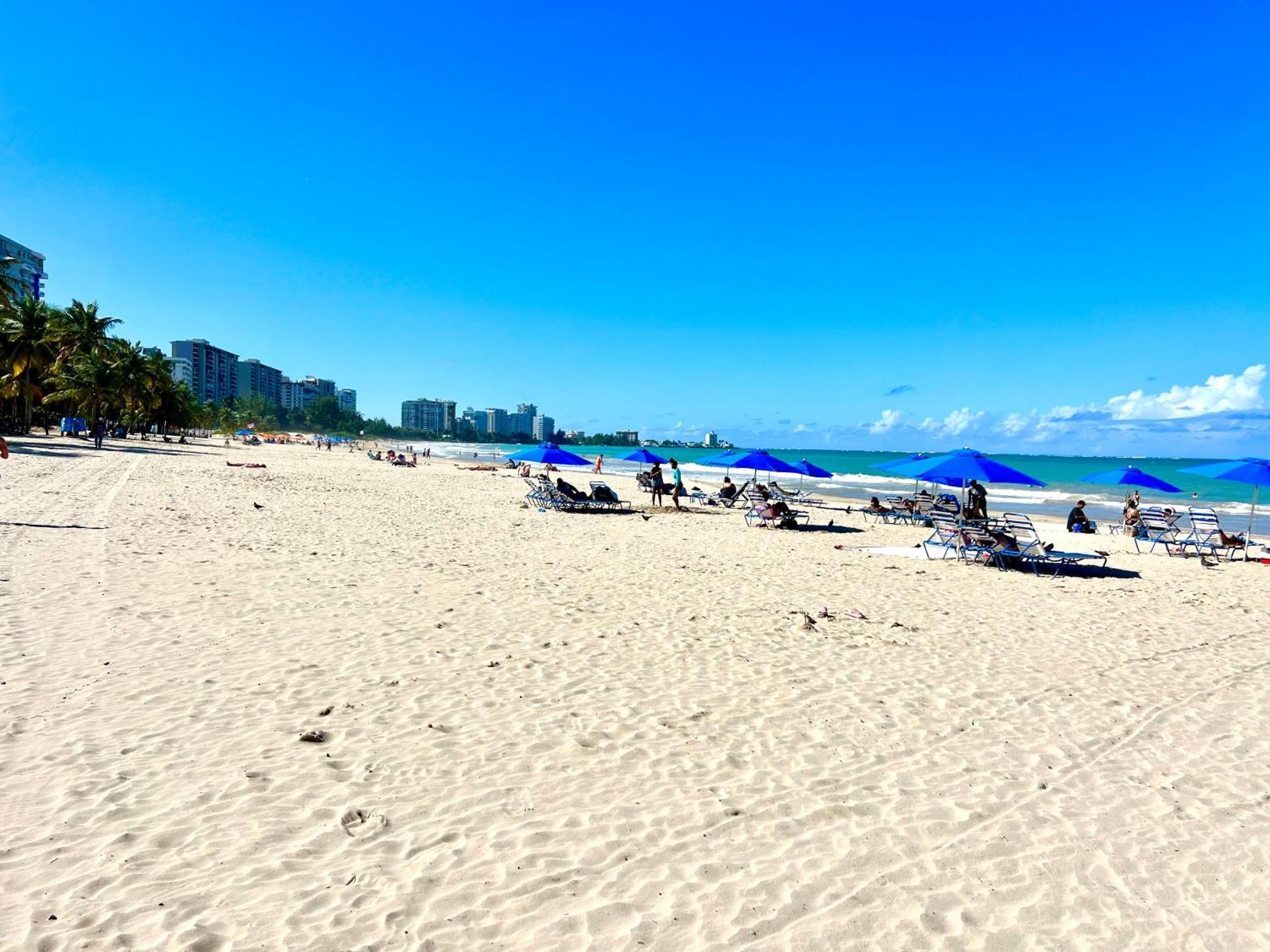 Beachfront Tropical Tantra Apartment San Juan Bagian luar foto